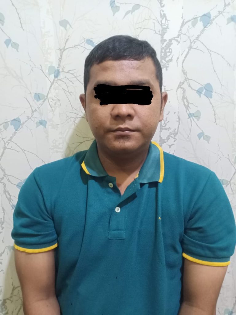 Nekad Nyambi Jualan Sabu, Pedagang Buah-Buahan Diciduk Polisi 20 Gambar Nekad Nyambi Jualan Sabu, Pedagang Buah-Buahan Diciduk Polisi 19