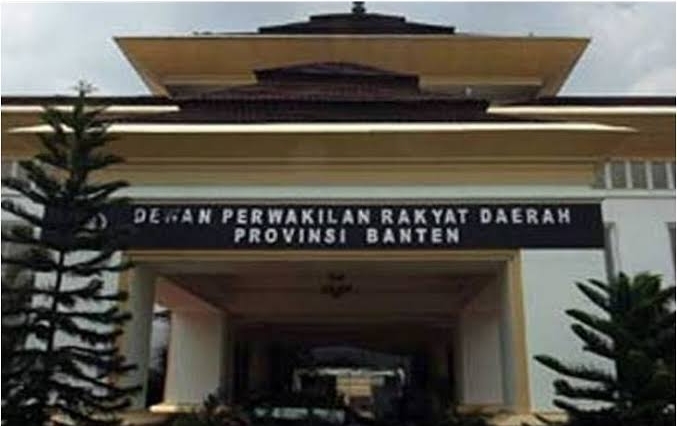 Gambar Pengadaan Kendaraan Dinas Pimpinan DPRD Banten Dibatalkan, Ada Apa? 1