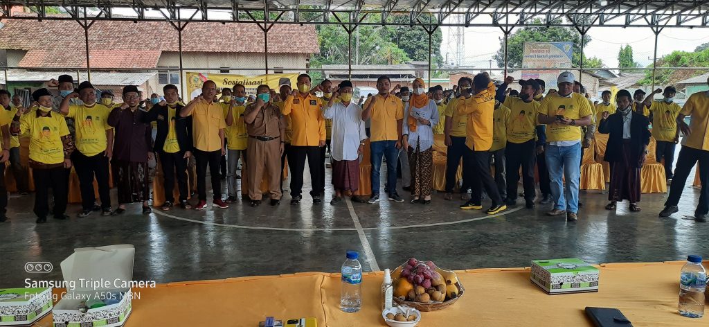 Gambar Fahmi Hakim Kukuhkan Kepengurusan Baru Pengurus Desa Partai Golkar di Kecamatan Ciomas 27