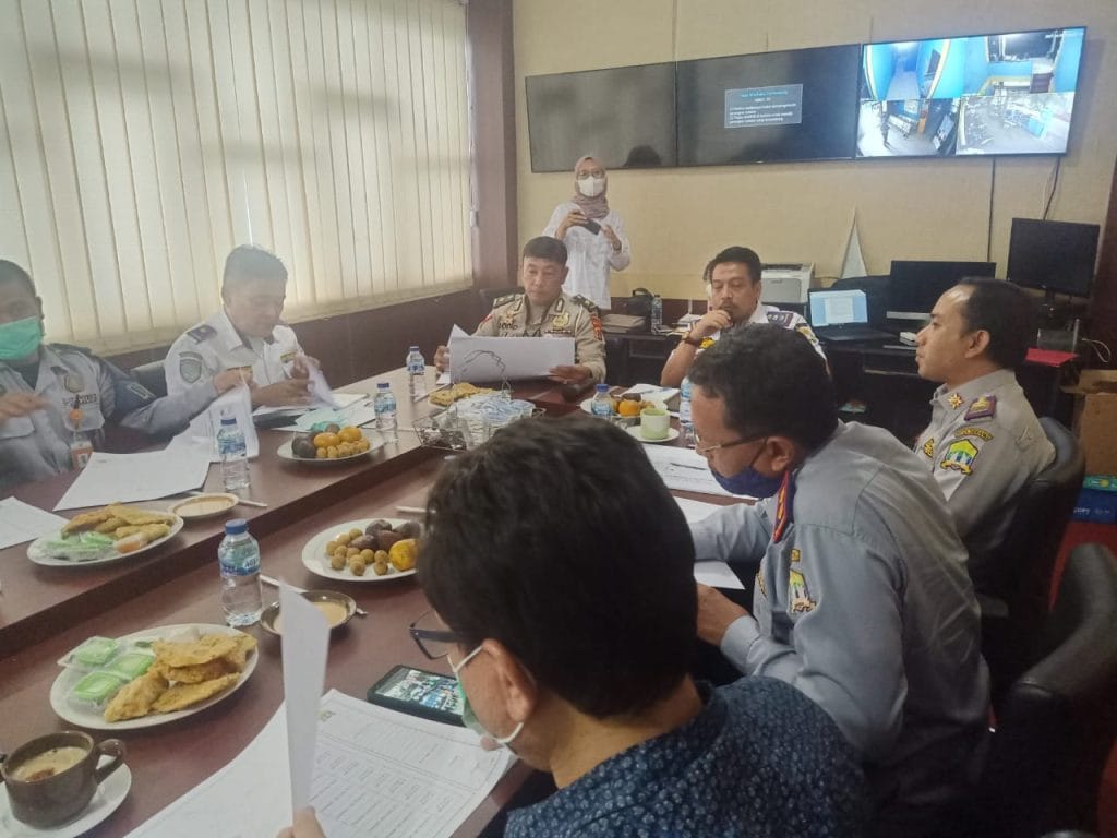 Ditlantas Polda Banten Melaksanakan Rapat Antisipasi Dampak Pembangunan Kantor Kelurahan Warung Jaud 28 Gambar Ditlantas Polda Banten Melaksanakan Rapat Antisipasi Dampak Pembangunan Kantor Kelurahan Warung Jaud 27