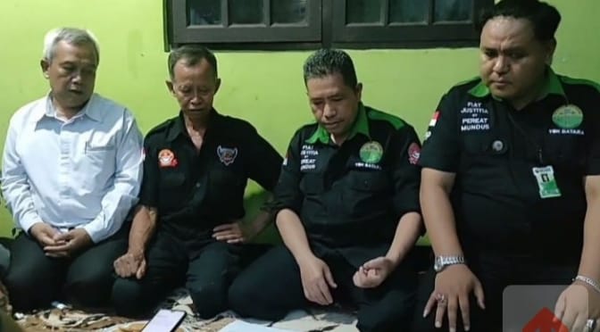 Kuasa Hukum Bulan Bintang Dan Ybh Batara Terima Aduan Masyarakat 28 Gambar Kuasa Hukum Bulan Bintang dan YBH BATARA Terima Aduan Masyarakat 27