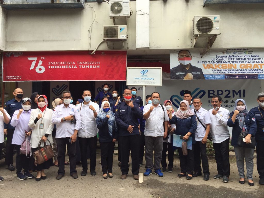 Gambar BP2MI Serang Ajak Peserta Sosialisasi Pencegahan PMI Non Prosedural Kunjungi P4TKI Tangerang 27