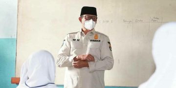 Gambar Momen HGN, Guru Honor SLTA Banten Ucapkan Terima Kasih Gubernur : Gaji Kami Besar 1