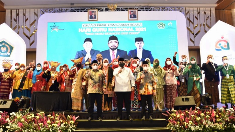 Gambar Kemenag Apresiasi Pemenang Anugerah Konstitusi Guru PPKn Berprestasi Tahun 2021 27