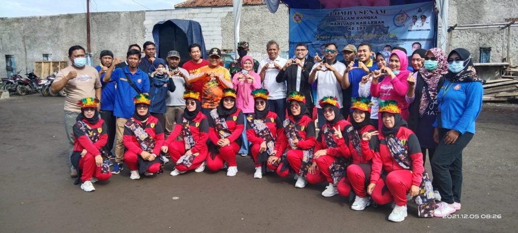 Meriahkan Hut Kabupaten Lebak- Ke-193, Katar Kecamatan Bayah, Gelar Senam Sehat 30 Gambar Meriahkan HUT Kabupaten Lebak- Ke-193, KATAR Kecamatan Bayah, Gelar Senam Sehat 29