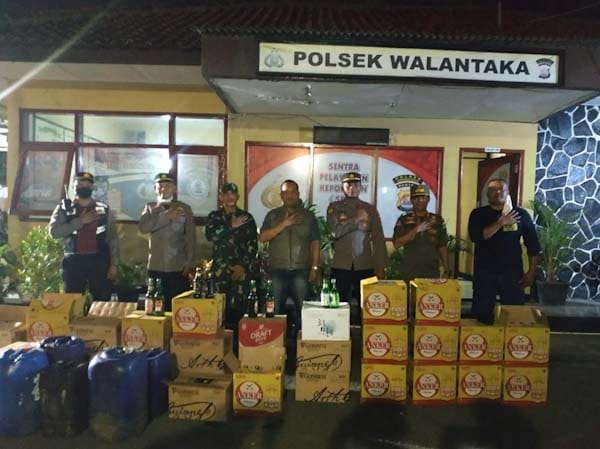 Cipta Kondusifitas Kamtibmas Jelang Nataru Kapolsek Walantaka Bersama Camat Dan Danramil Walantaka 28 Gambar Cipta Kondusifitas Kamtibmas Jelang Nataru Kapolsek Walantaka Bersama Camat dan Danramil Walantaka 27