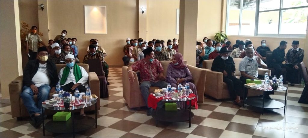 Gambar PT. Suda Miskin Gelar Konsultasi Publik Rencana Pasca Tambang Dengan Pemangku Kepentingan di Swarna In 74