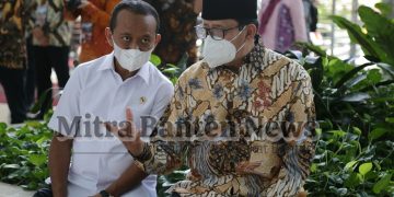 Gambar Konsisten Tetapkan Upah 2022, Gubernur Banten Dapat Dukungan Dari Presiden & Menteri Investasi 1