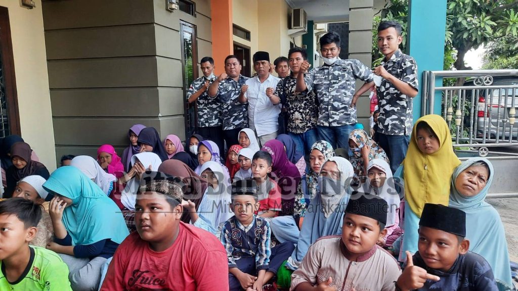 Gambar DPD BAPERA Provinsi Banten Serahkan Santunan Anak Yatim Piatu, Ishak Newton : Ini Bentuk Kepedulian Kami ﻿ 29