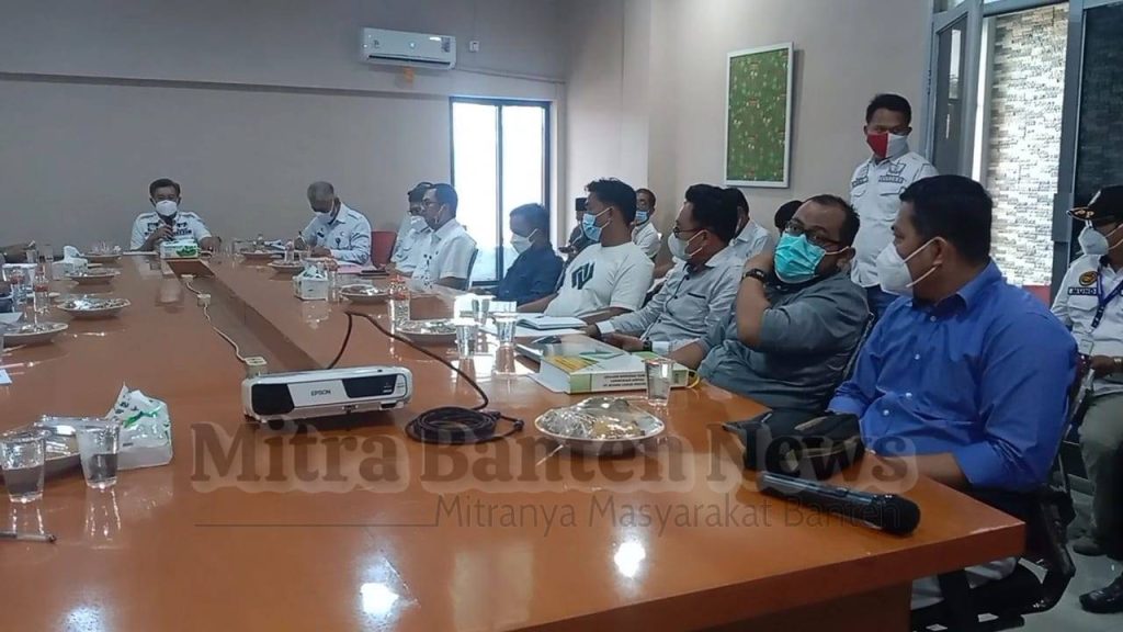 Pihak Kecamatan Balaraja Fasilitasi Warga Dengan Pt Sli, Warga Masih Tetap Masih Mendukung Tapi Pengelolaan Limbahnya Diperbaiki 28 Gambar Pihak Kecamatan Balaraja Fasilitasi Warga Dengan PT SLI, Warga Masih Tetap Masih Mendukung Tapi Pengelolaan Limbahnya Diperbaiki 27