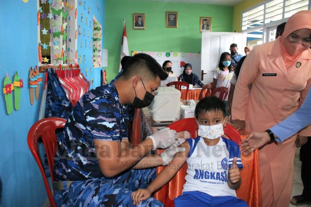 Gambar Vaksinasi Anak TK Angkasa Lanud Sam Ratulangi 27