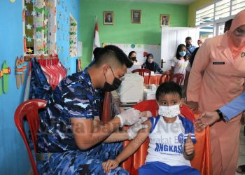 Gambar Vaksinasi Anak TK Angkasa Lanud Sam Ratulangi 5