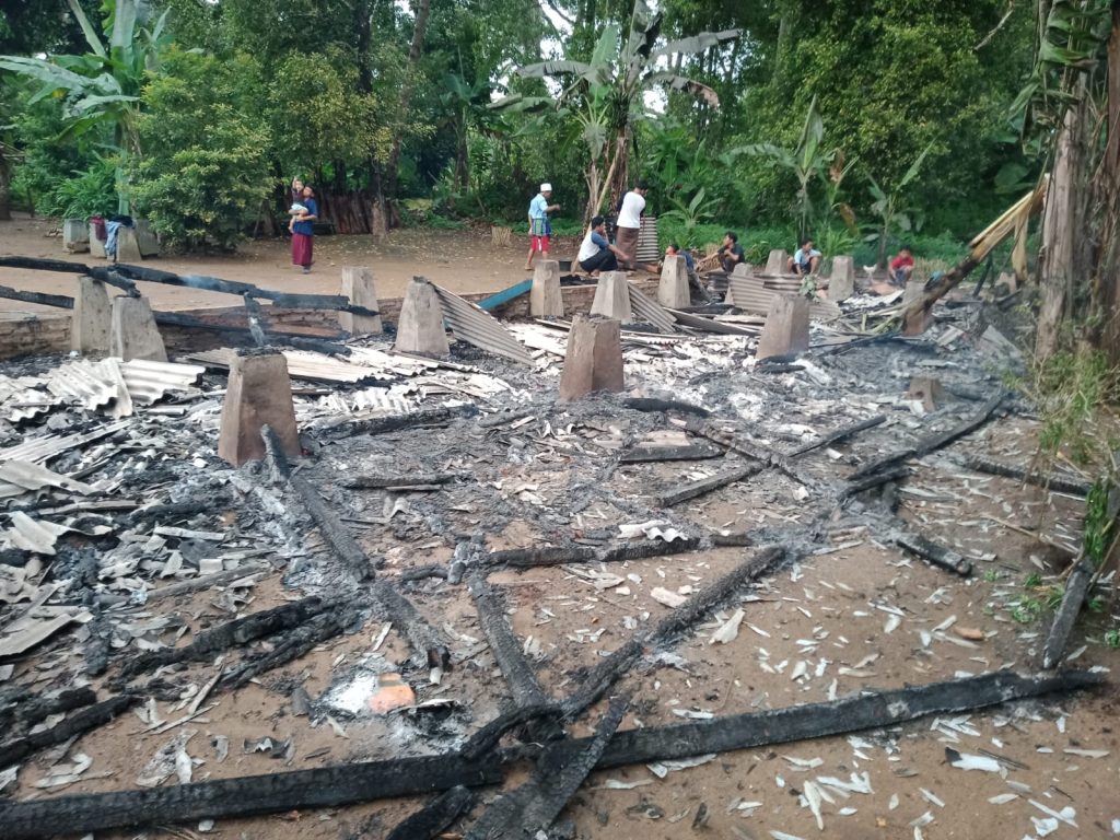 Gambar Diduga Akibat Konsleting Listrik, Ponpes Salafi Nurul Huda di Cihara Hangus Terbakar 27