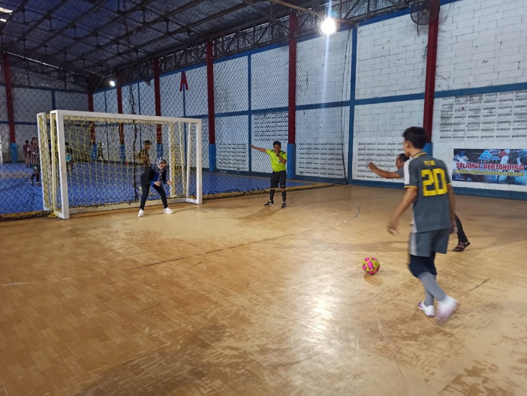 Gambar Rayakan Hari Kelahiran, Isteri Wali Kota Serang Gelar Turnamen Futsal Jaring Atlet Masa Depan 27