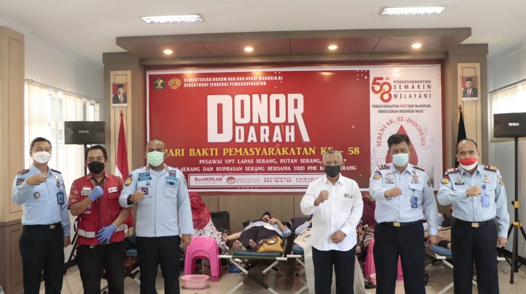 Semarakan Hbp Ke-58, Jajaran Lapas Serang Donorkan Darah 28 Gambar SEMARAKAN HBP KE-58, JAJARAN LAPAS SERANG DONORKAN DARAH 27