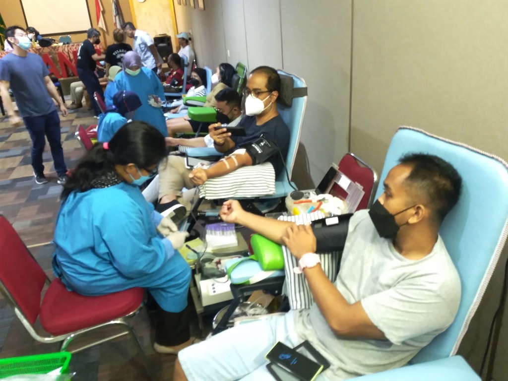 Gambar IKA Teladan Dan RSCM Gelar Donor Darah Di SMAN 3 Jakarta 27