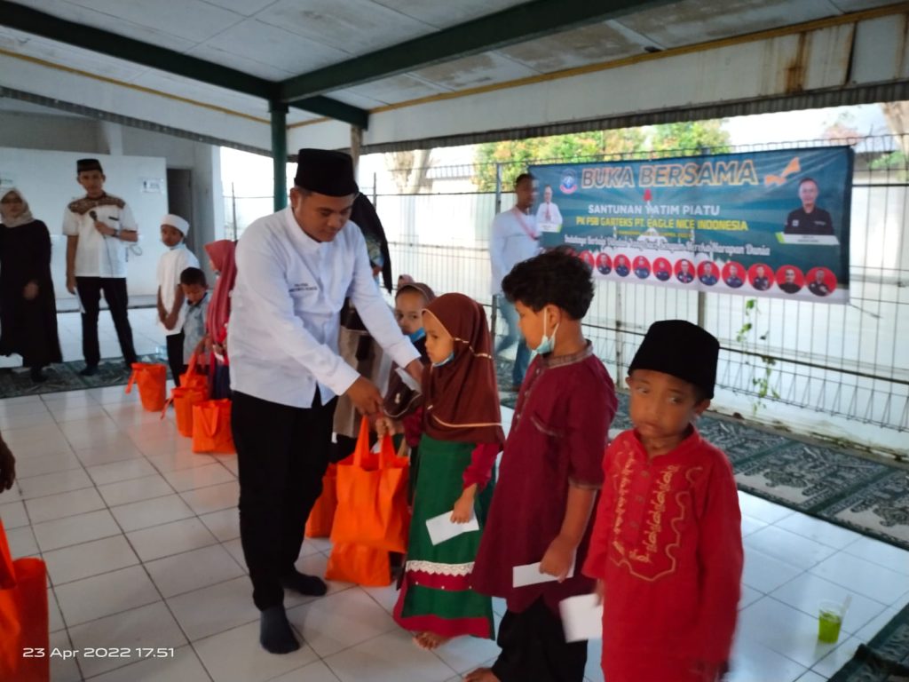 Gambar Berkah Ramadan, PK GARTEKS Eagle Nice Indonesia Berbagi Bersama Yatim Piatu 74