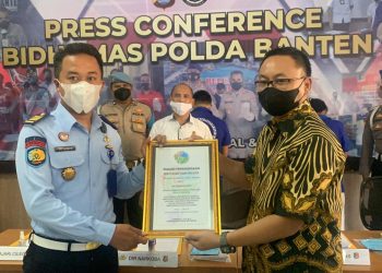 Gambar Gagalkan Penyelundupan Sabu, Petugas Lapas Cilegon Raih Penghargaan Dari Polda Banten 29