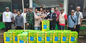 Gambar Tingkatkan Pemberdayaan Petani, IKPP Serang Berikan 408 Handsprayer di Kabupaten Serang 1