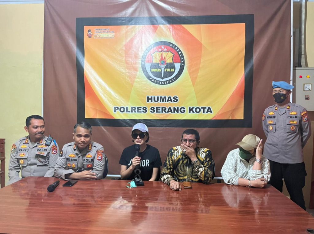 Gambar Polresta Serang Kota Gelar Press Conference Terkait Pemanggilan Nikita Mirzani 27