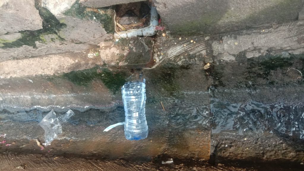 Saluran Pipa Pdam Dilokasi Pasar Rangkasbitung Bocor, Sudah Dua Bulan Belum Ada Perbaikan 28 Gambar Saluran Pipa PDAM Dilokasi Pasar Rangkasbitung Bocor, Sudah Dua Bulan Belum Ada Perbaikan 27