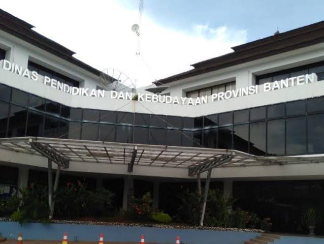 Gambar Dijanjikan Masuk SMKN 1 Oleh Oknum Pejabat Dindik Banten, Nasib Zaky Kini Terancam Tak Bisa Masuk Sekolah Negeri 27