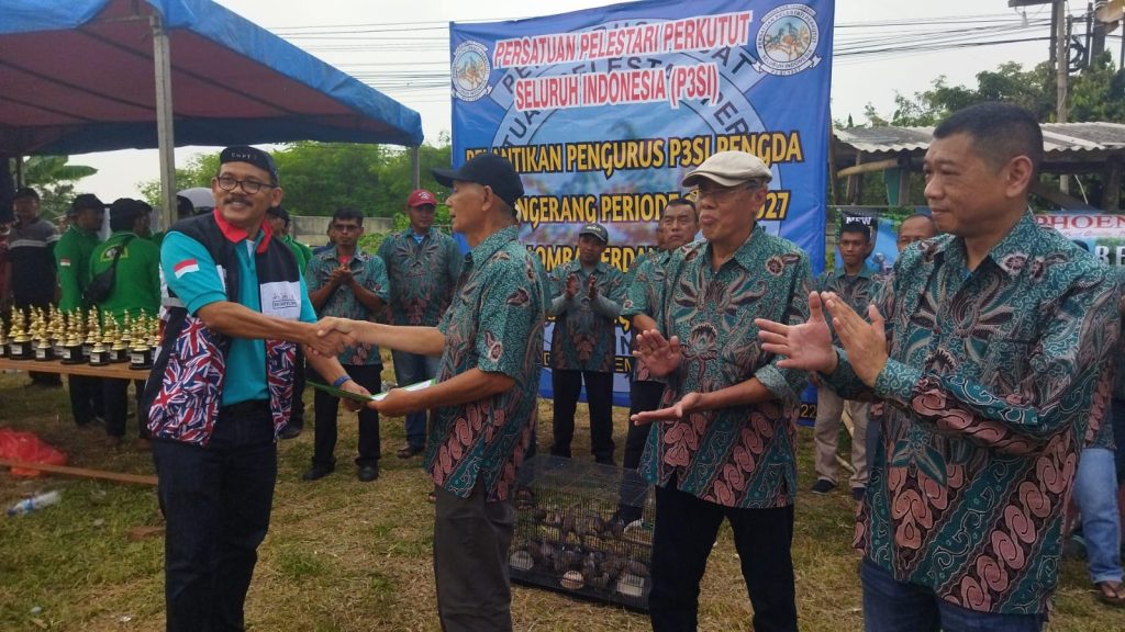 Gambar Adakan Lomba Burung Perkutut, Ketua P3SI Kabupaten Tangerang Dilantik 27