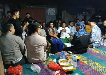 Ngobrol Bareng Warga di Pos Ronda, Ini Pesan Kamtibmas yang Disampaikan Kapolres Serang