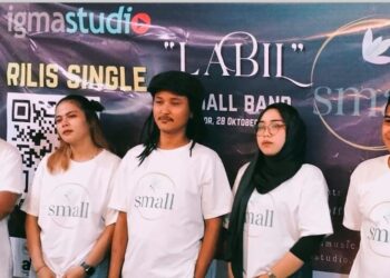 Small Band Rilis Single Perdana “Labil”, Gambarkan Hubungan Penuh Dilema