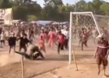 Turnamen Bola Tarkam di Keronjen Kasemen Rusuh