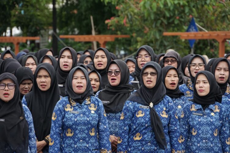 Bupati Serang Lantik 6.057 PPPK Paruh Waktu Formasi 2025