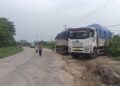Polsek Jawilan Tertibkan Dump Truk Parkir di Bahu Jalan Cikande–Rangkasbitung 74 Polsek Jawilan Tertibkan Dump Truk Parkir di Bahu Jalan Cikande–Rangkasbitung